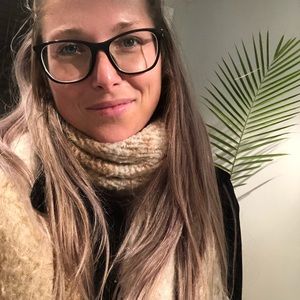 Meet your Posher, Élyse